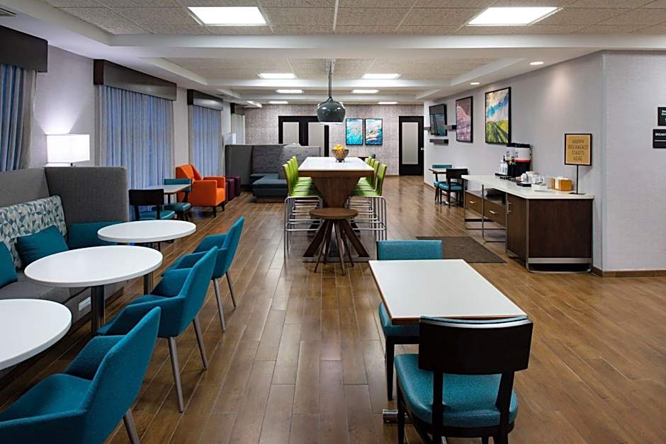 Hampton Inn By Hilton Laporte, In