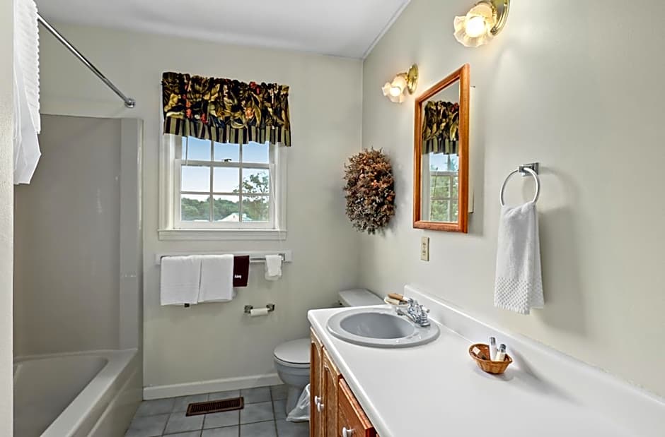 Four Seasons Country Inn