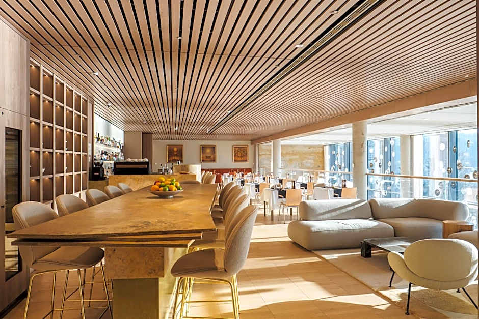 Hotel GLAR Conference & SPA