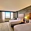 DoubleTree by Hilton Hotel & Suites Houston by the Galleria