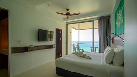 Superior Double or Twin Room with Sea View