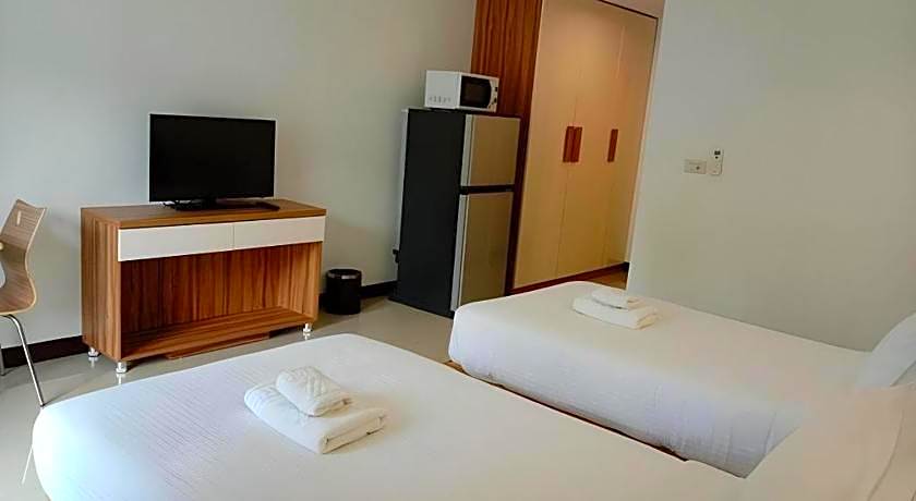 V Square hotel