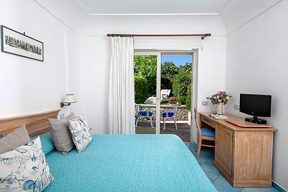 Hotel Al Mulino - Mediterranean Garden Retreat in AnaCapri