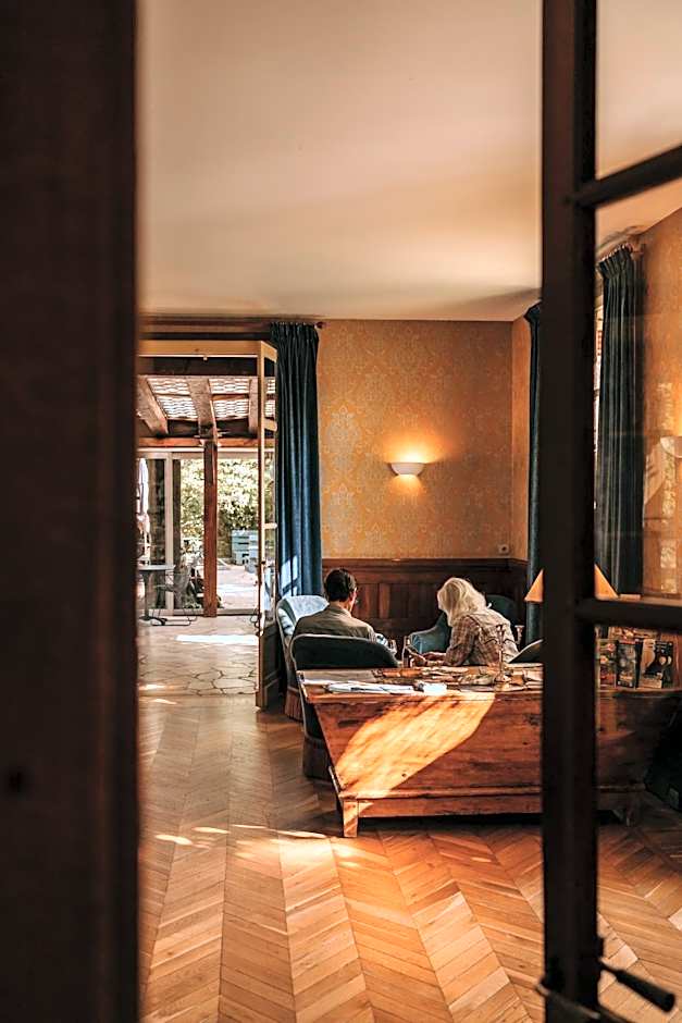 Le Cro-Magnon - hôtel - piscine - climatisation