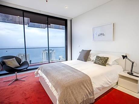Premium Suite