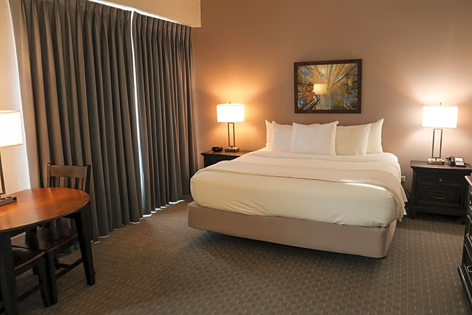 Lone Tree Golf Club and Hotel