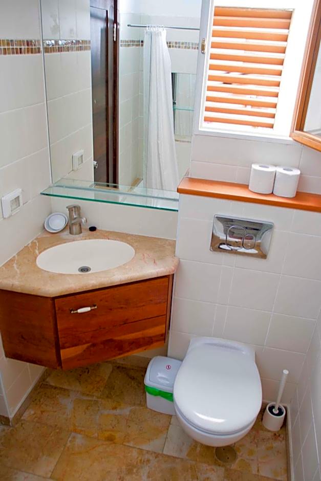 The Market Courtyard - Suites Hotel