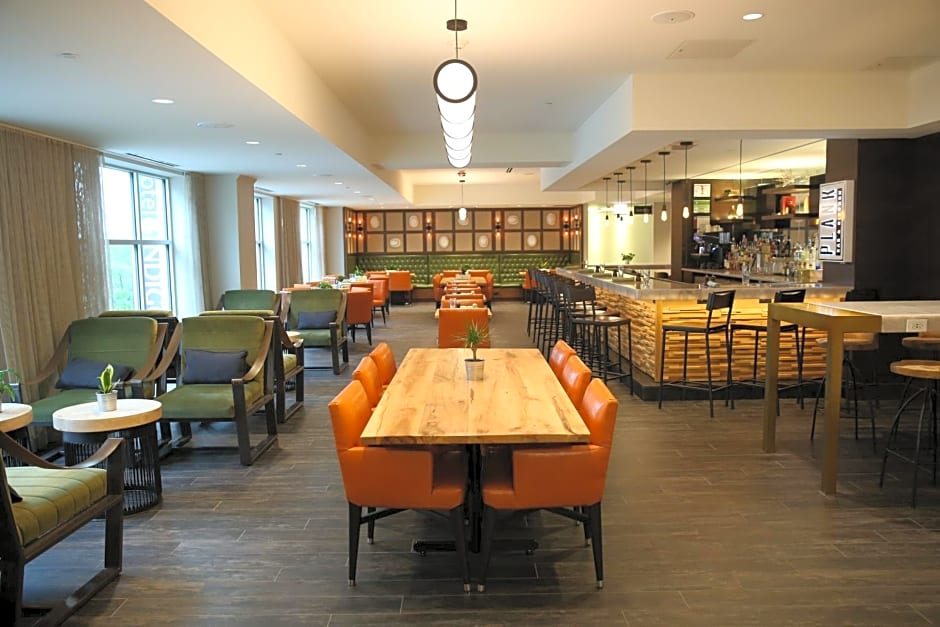 Hotel Indigo Naperville Riverwalk By IHG