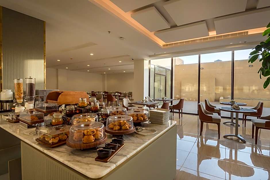 Erfad Hotel - Riyadh