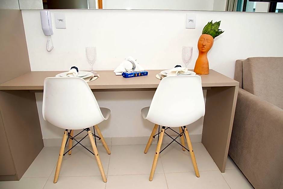 Charmoso Estúdio em Muro Alto com Vista para piscina