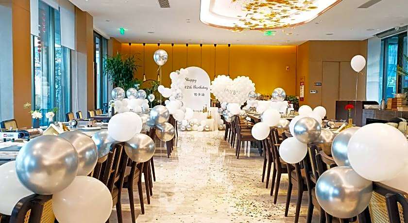 Ramada by Wyndham Luoyang Downtown