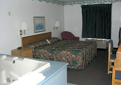 Suite with Jacuzzi - Non-Smoking