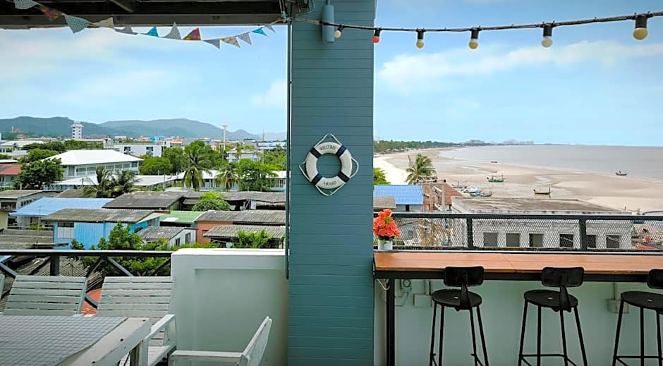 Jetty Huahin Hostel