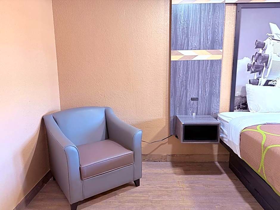 Express Inn & Suites Houston Katy