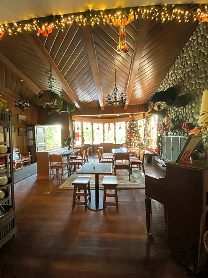 Mountain Lodge and Restaurant