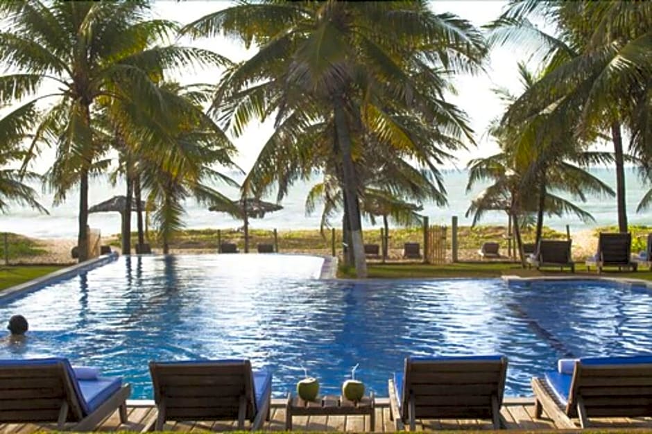 Pousada Praia das Ondas - Pe  na areia