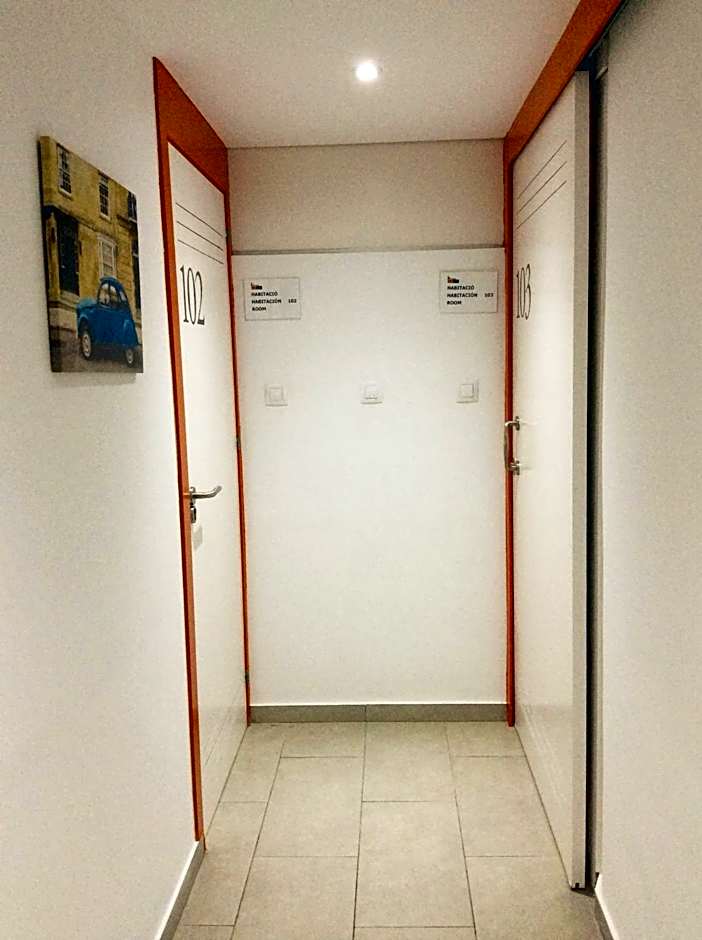 Hostelscat