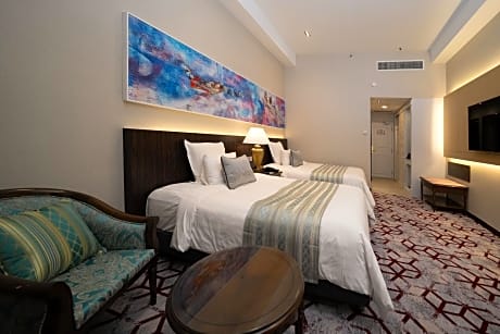 Club Deluxe Twin Room