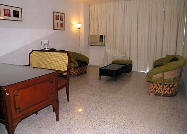 Parque Inn Hotel & Suites