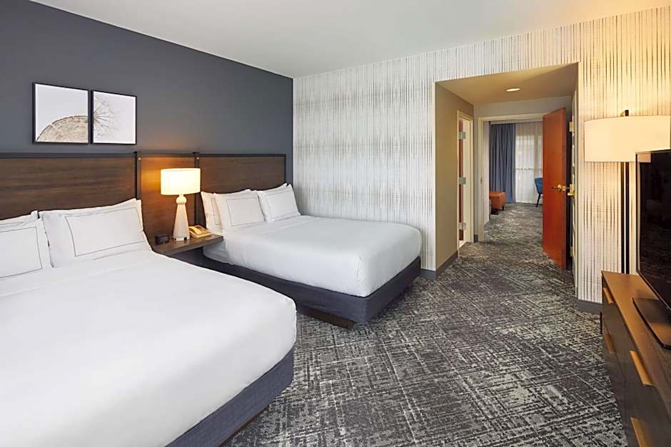 Photo 1 of 4 of Executive 2 Double Beds