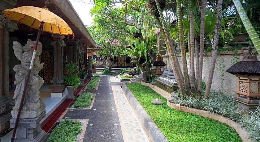Nuaja Balinese Guest House 