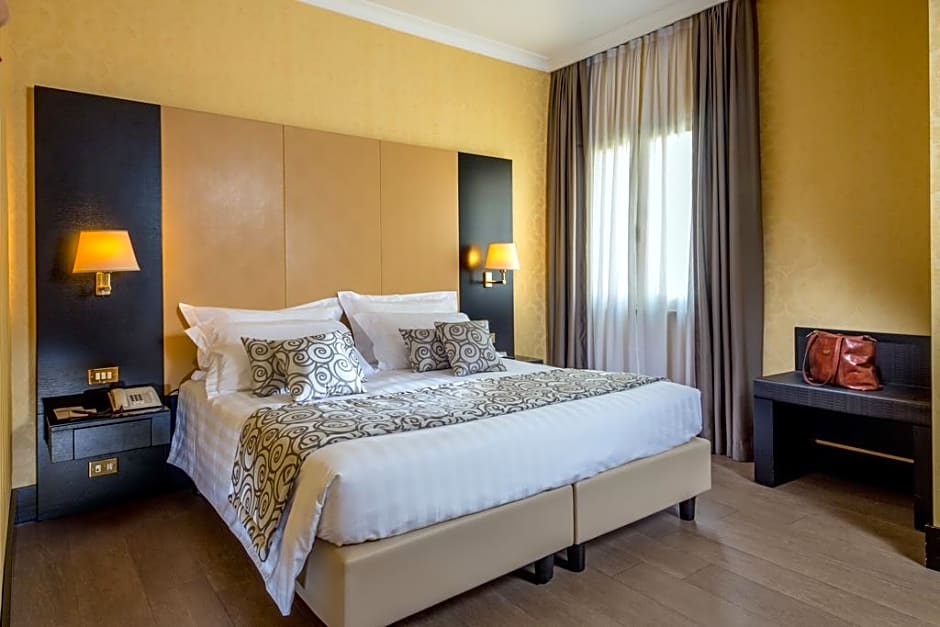 Hotel Savoy