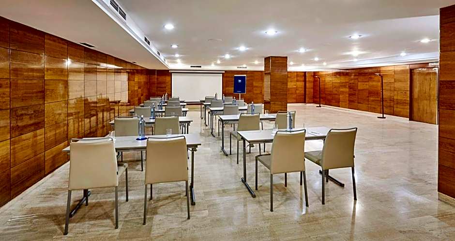 NH Barcelona Eixample