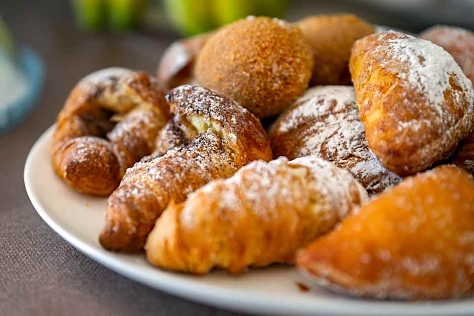 Zeus Residence Hotel