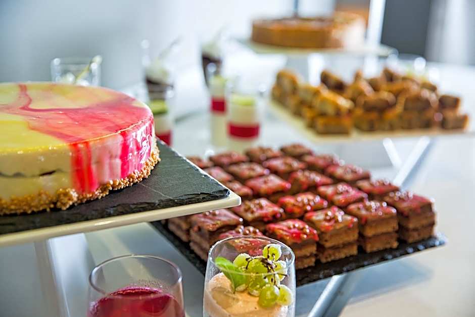 Blue Sky City Beach Hotel-Adults Only