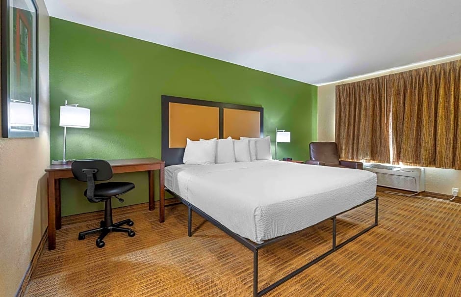 Extended Stay America Suites - Indianapolis - Airport