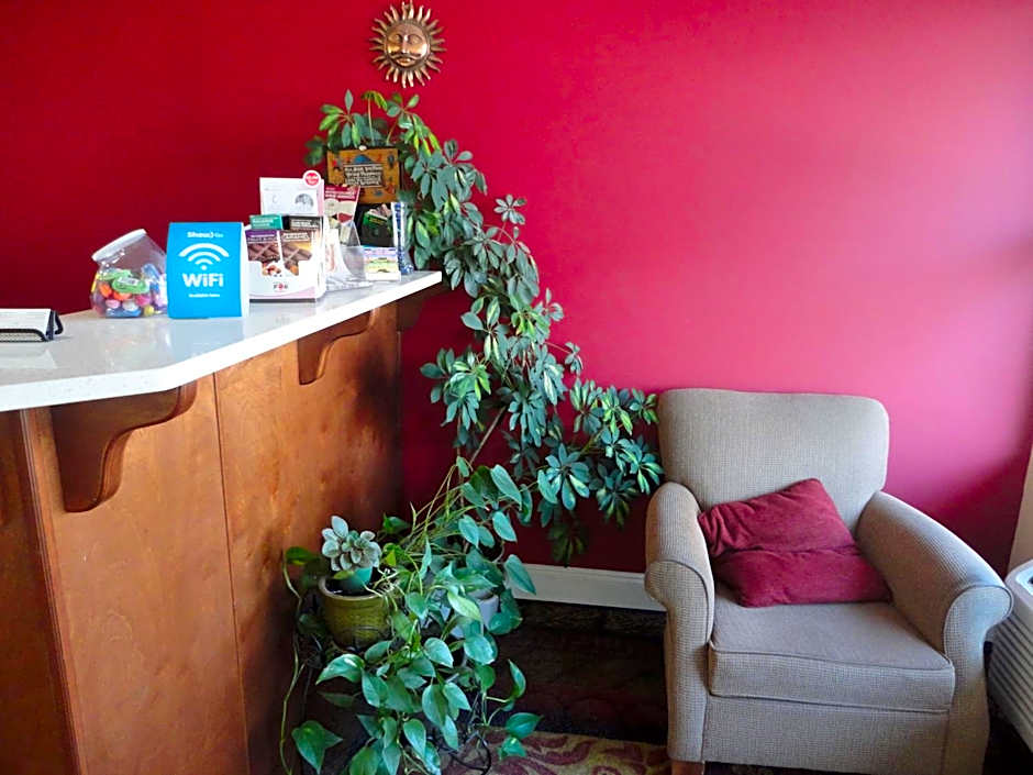 Sahara Courtyard Inn Penticton