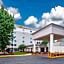La Quinta Inn & Suites by Wyndham DC Metro Capitol Beltway