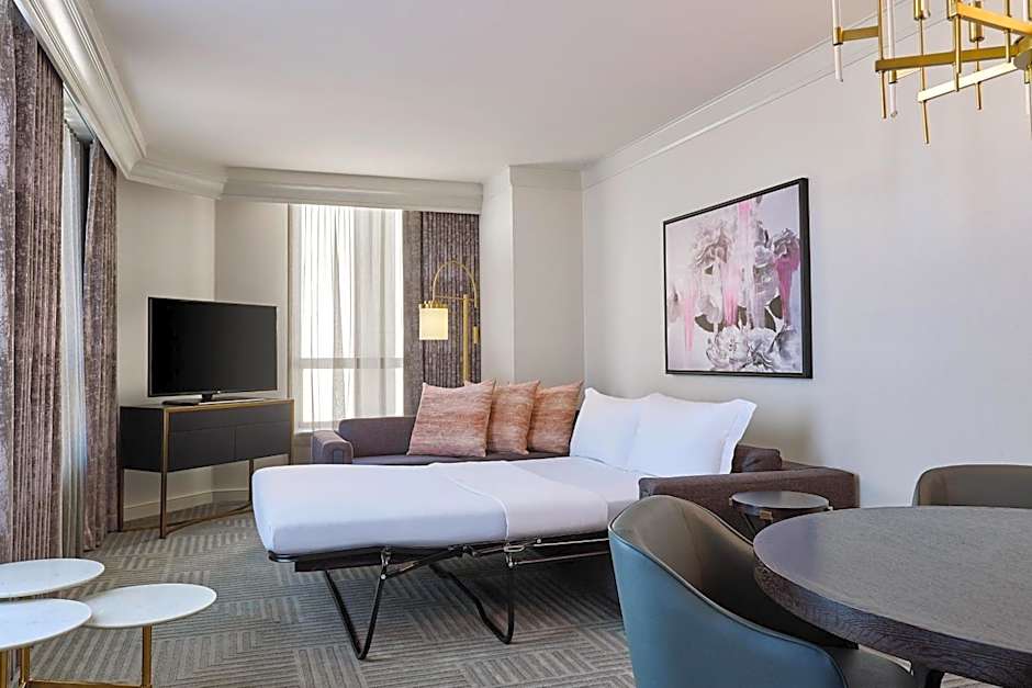 The Gwen, a Luxury Collection Hotel, Michigan Avenue Chicago