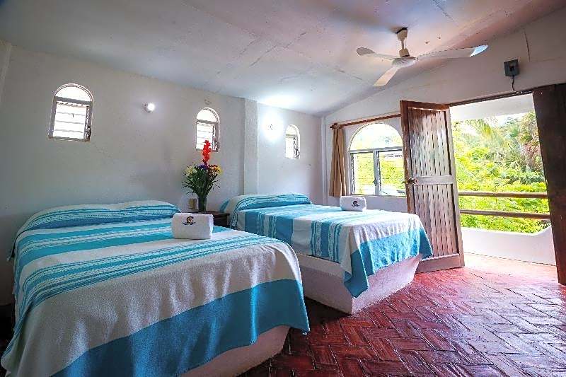 Hotel y Bungalows Acuario