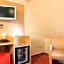 Adesso Hotel Kassel -pay at property on arrival- Ihr Automatenhotel in Kassel