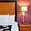 La Quinta Inn & Suites by Wyndham Tacoma Seattle
