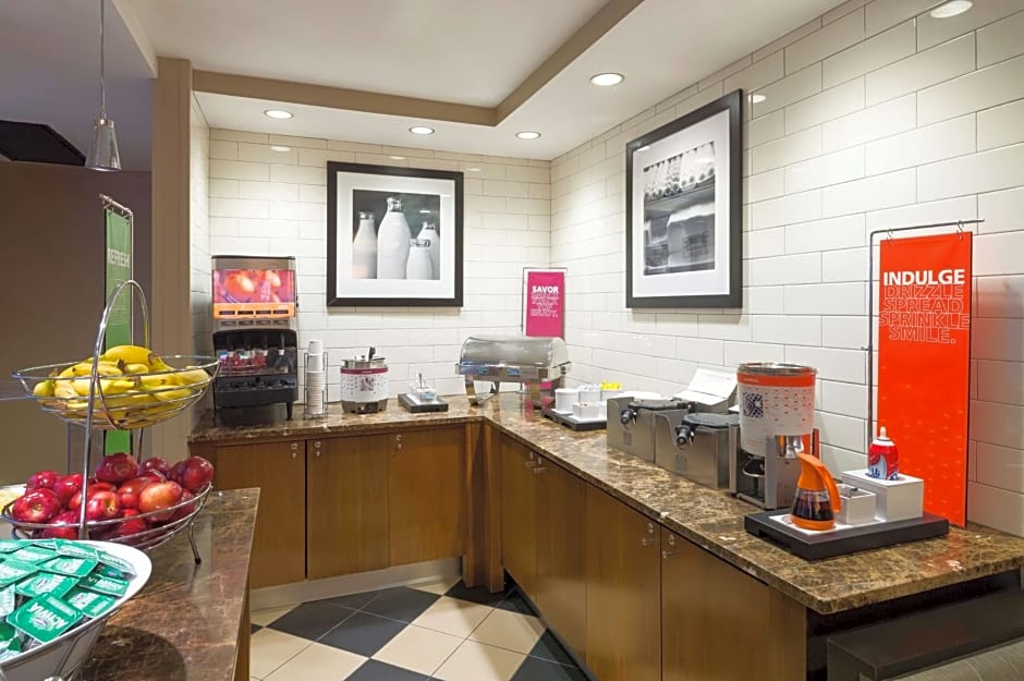 Hampton Inn By Hilton Manhattan-Chelsea