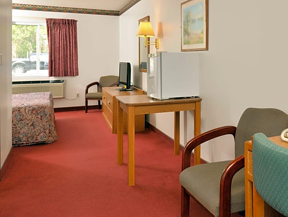 Americas Best Value Inn & Suites Clear Lake