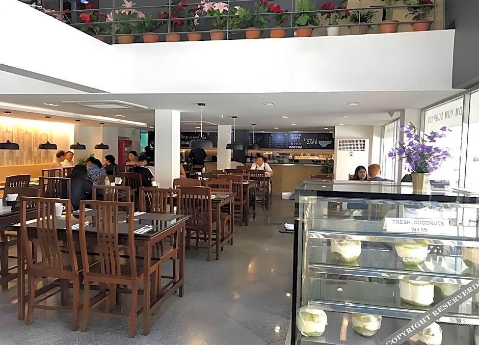 The Ecotel Bangkok Hotel