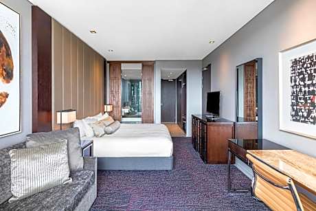 Paddington Deluxe Room