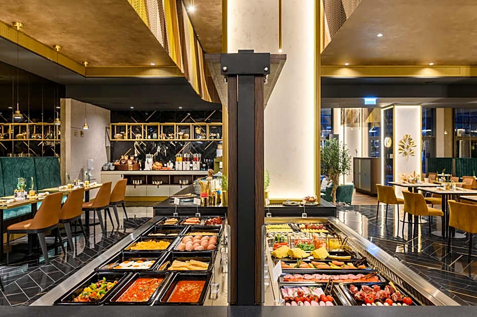 Emerald Hotel by Continental Group