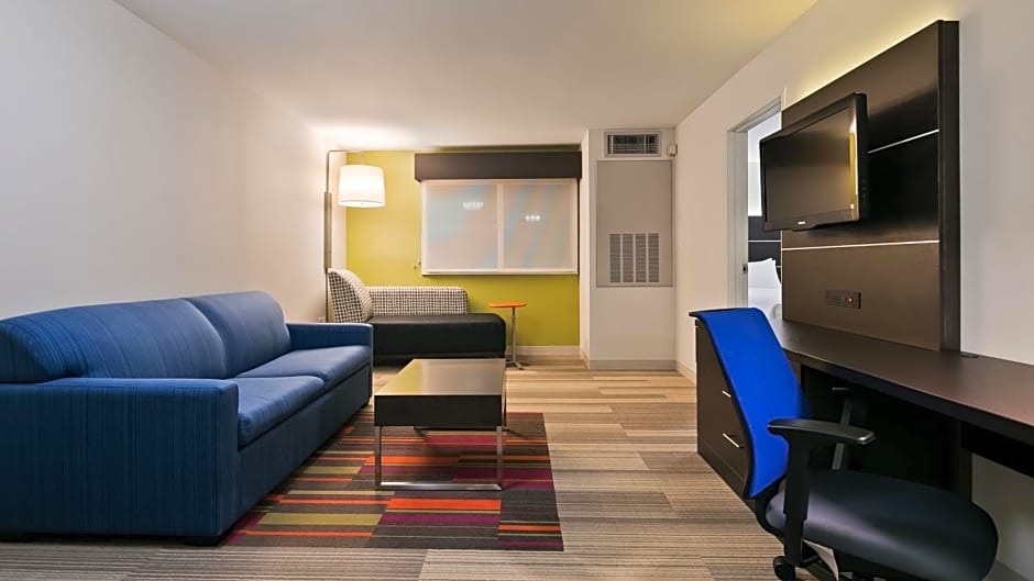 Holiday Inn Express Hotels & Suites Burlington