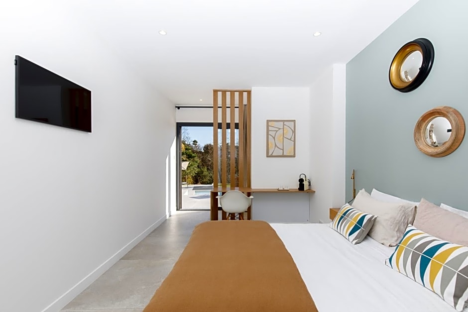 Villa Soha Bed & Breakfast – Mougins, CT