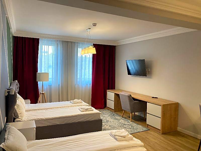 H11 Downtown Apartments