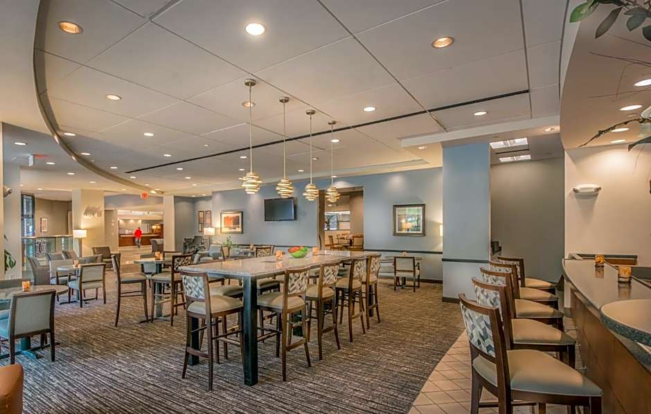 Holiday Inn Arlington at Ballston by IHG – Arlington, VA