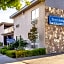 Travelodge by Wyndham Fresno Yosemite Area