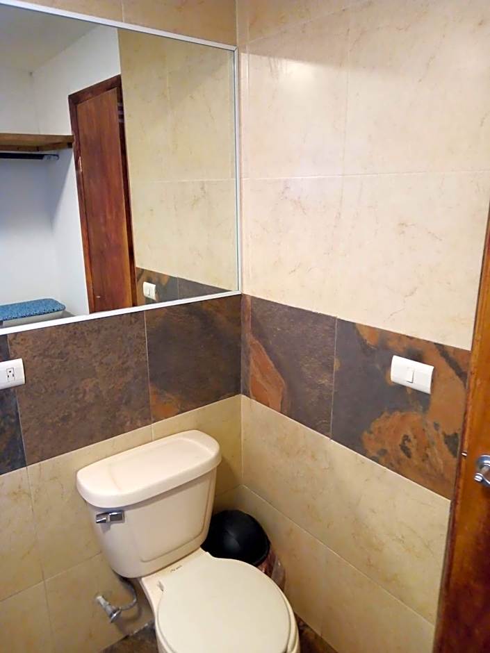 Finca Mc'Clau Teotihuacan, Casa residencial entera