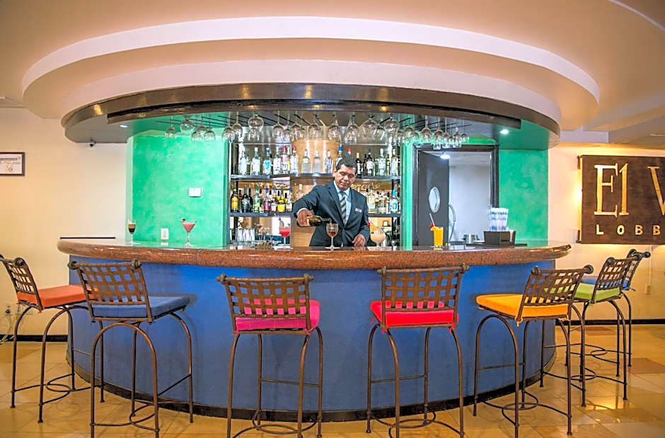 Aranzazu Plaza Kristal Aguascalientes