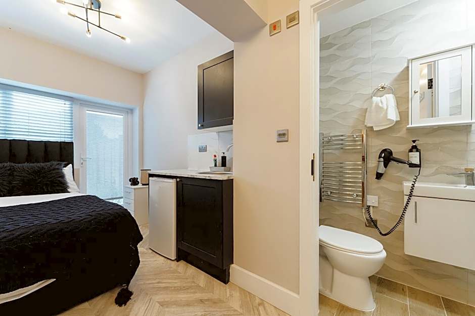 West Drayton Self Contained Studios