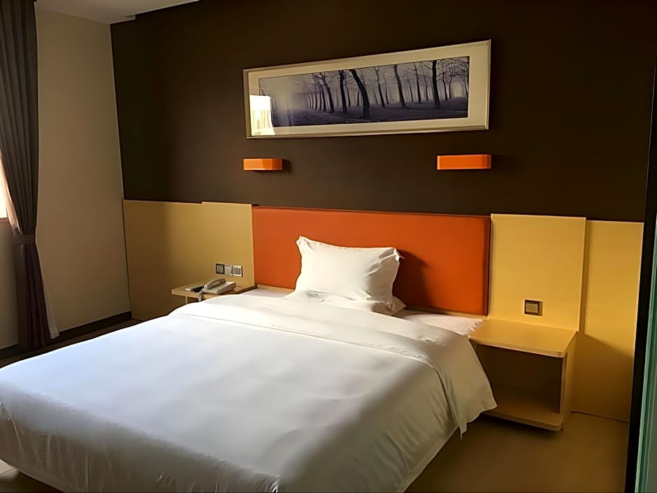 7 Days Premium Dalian Lvshun Central Square New-Mart Branch